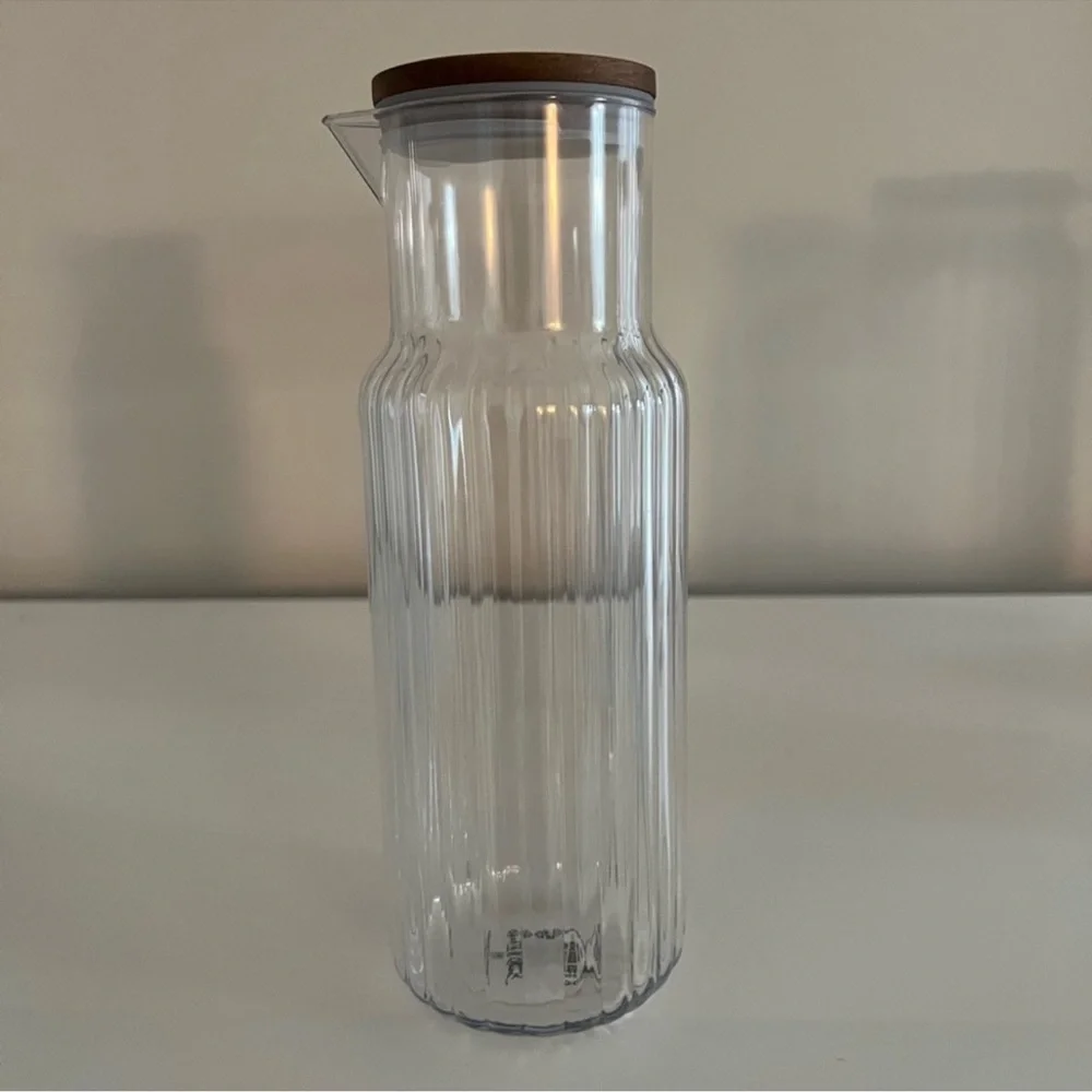 Hearth & Hand Magnolia 37oz Ribbed Clear Plastic Beverage Carafe with Wood Lid